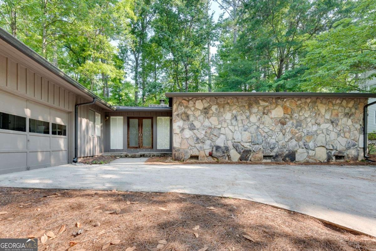 235 Trailmore Court Roswell - 35