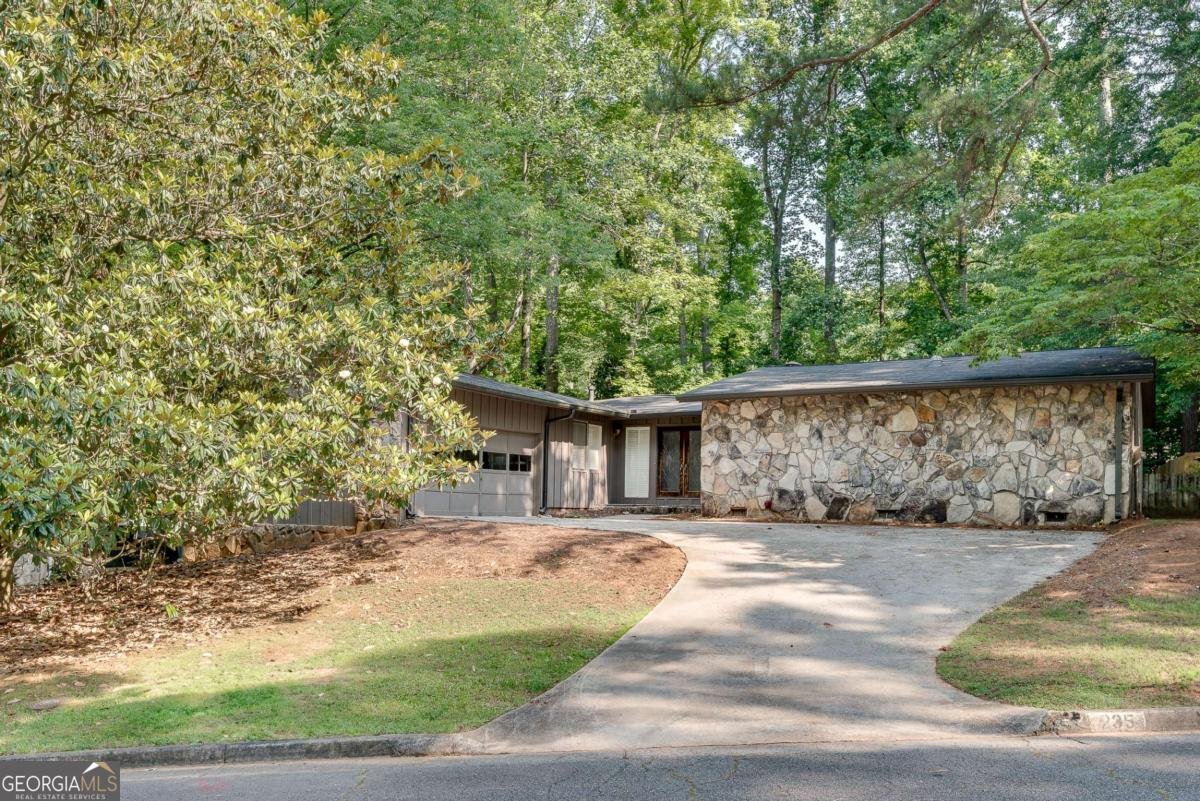 235 Trailmore Court Roswell - 36