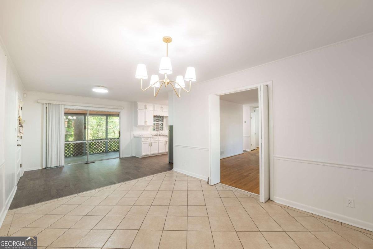 1671 Drayton Woods Drive Tucker - 9
