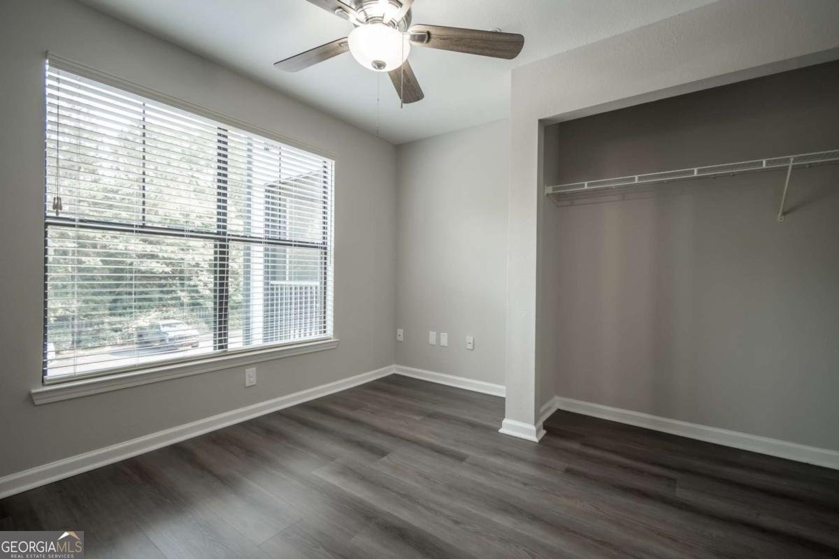 211 North Avenue Athens - 12