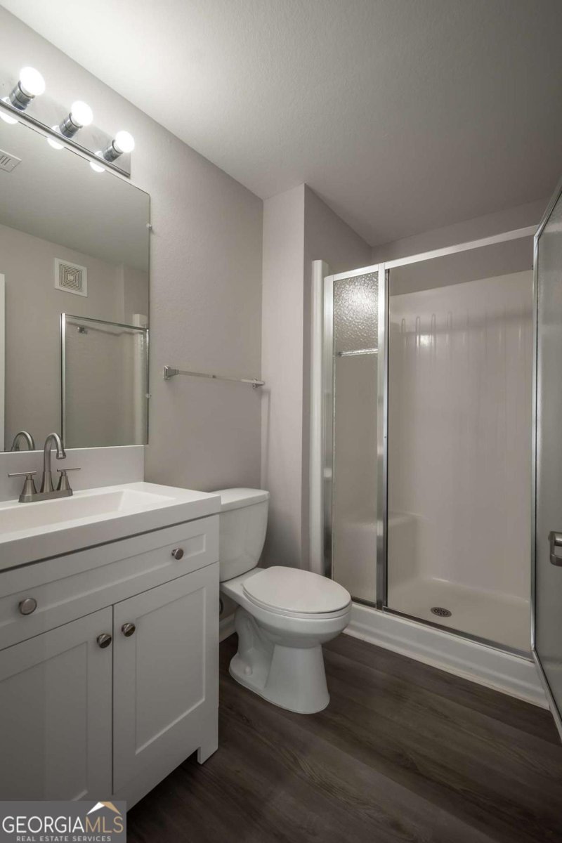 211 North Avenue Athens - 22