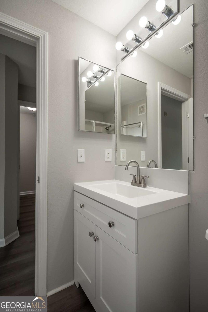 211 North Avenue Athens - 23