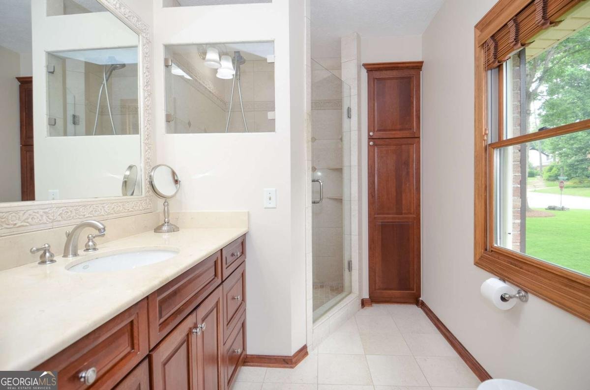 4366 Cedar Wood Drive Lilburn - 16