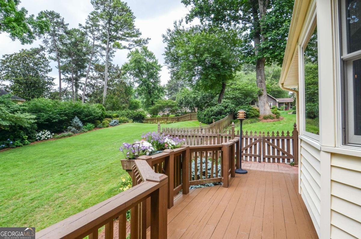 4366 Cedar Wood Drive Lilburn - 37