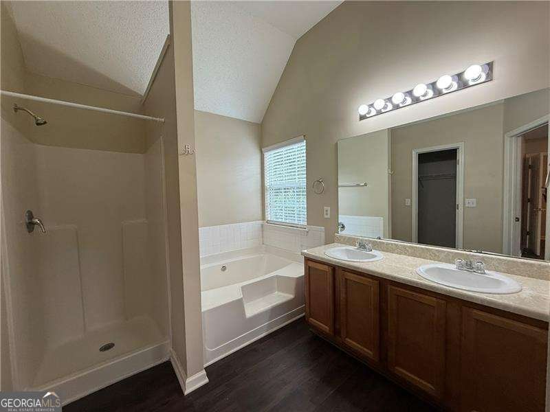 330 Kentwood Springs Drive Hampton - 8