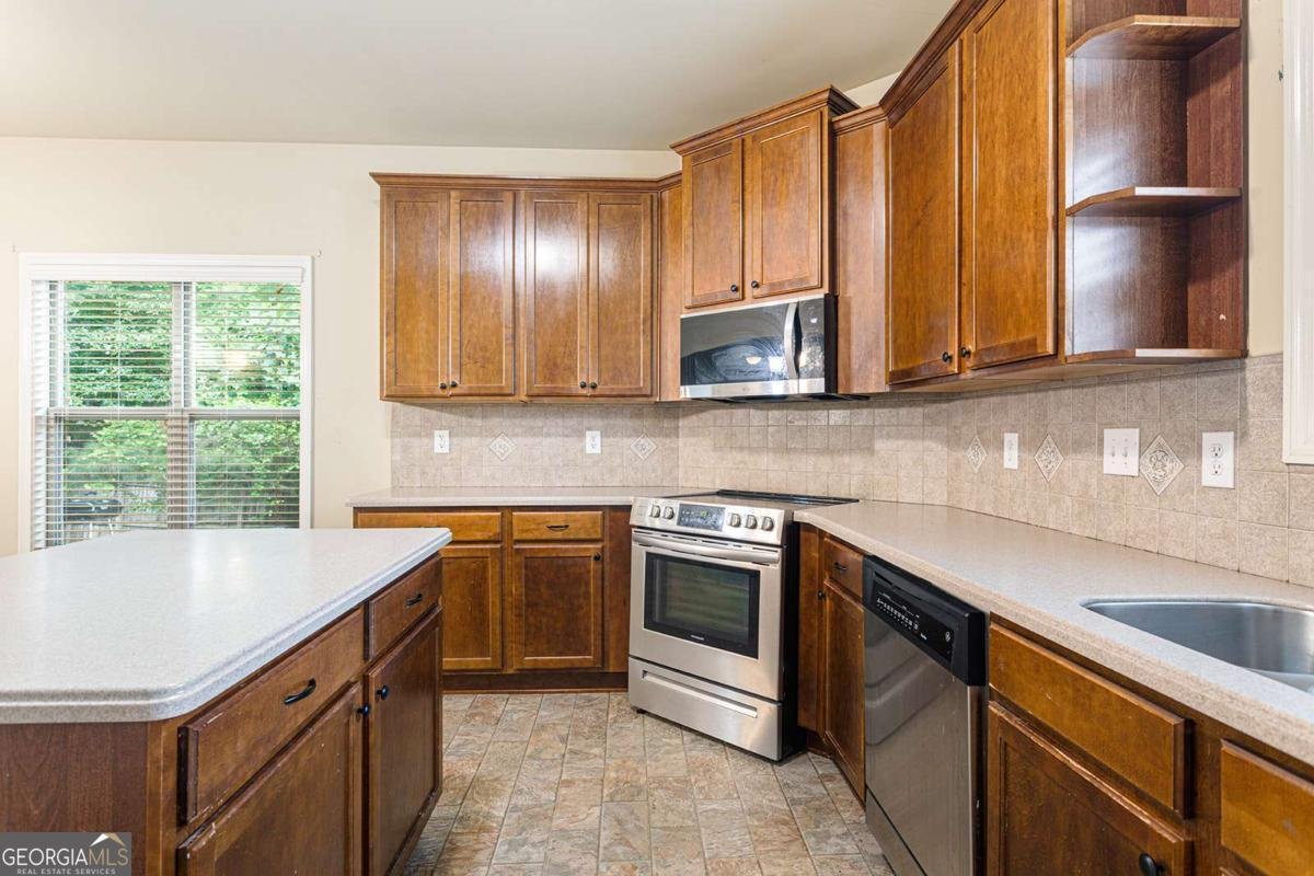 1110 CURETON Drive Austell - 11