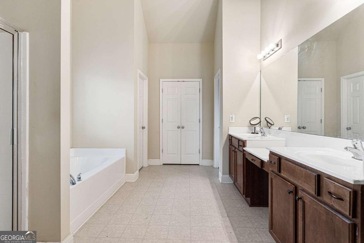 1110 CURETON Drive Austell - 25