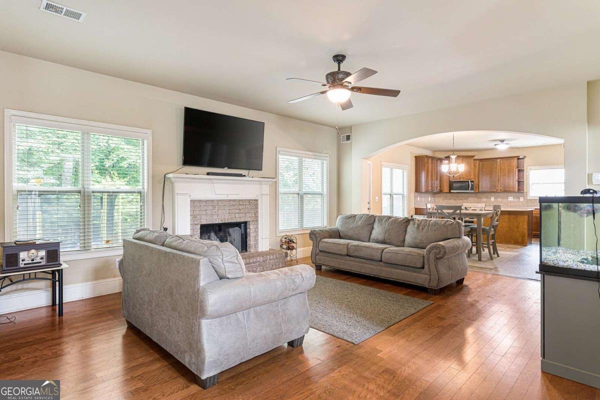 1110 CURETON Drive Austell - 8