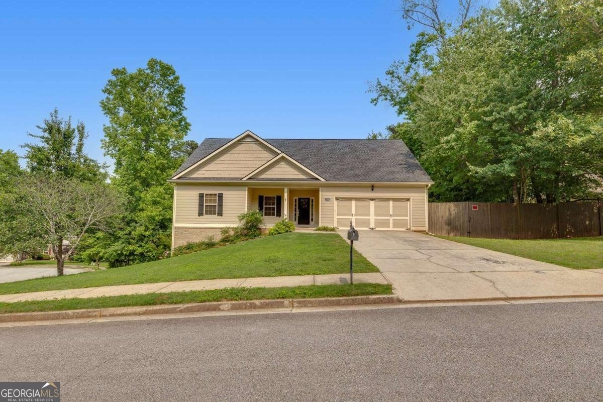 3792 Refinement Way Douglasville - 1