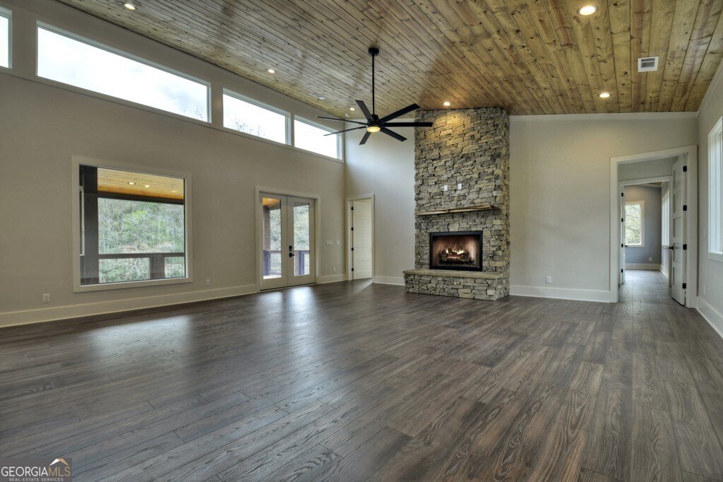 494 Riverbend Manor Blue Ridge - 21