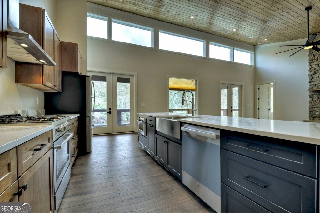 494 Riverbend Manor Blue Ridge - 24