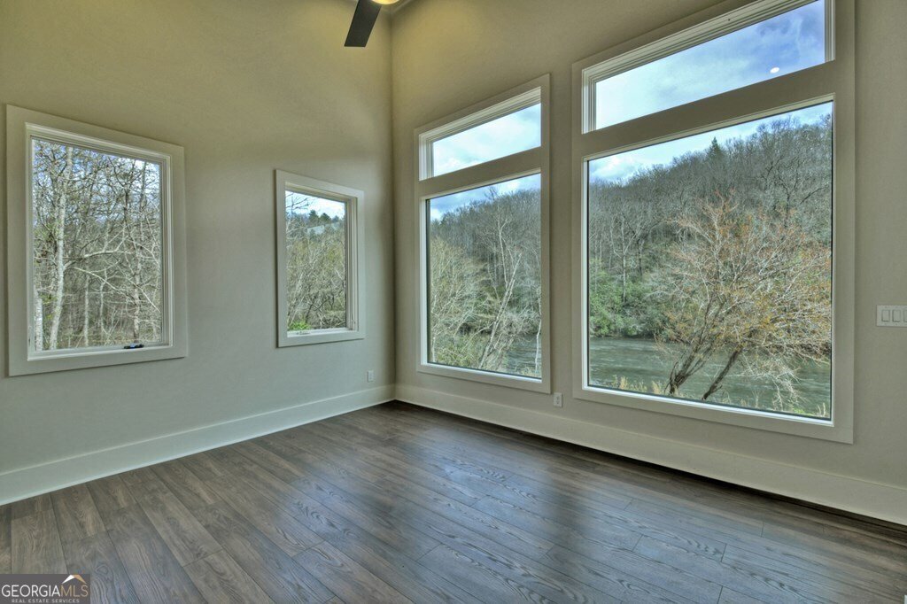 494 Riverbend Manor Blue Ridge - 47