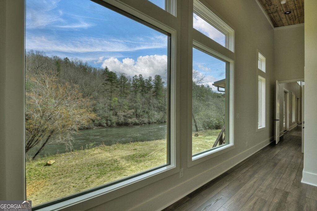 494 Riverbend Manor Blue Ridge - 48