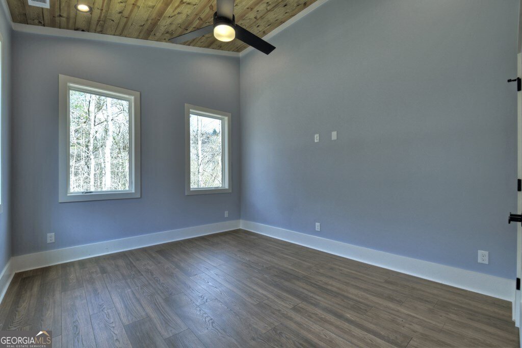 494 Riverbend Manor Blue Ridge - 52