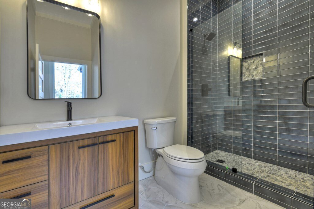 494 Riverbend Manor Blue Ridge - 56