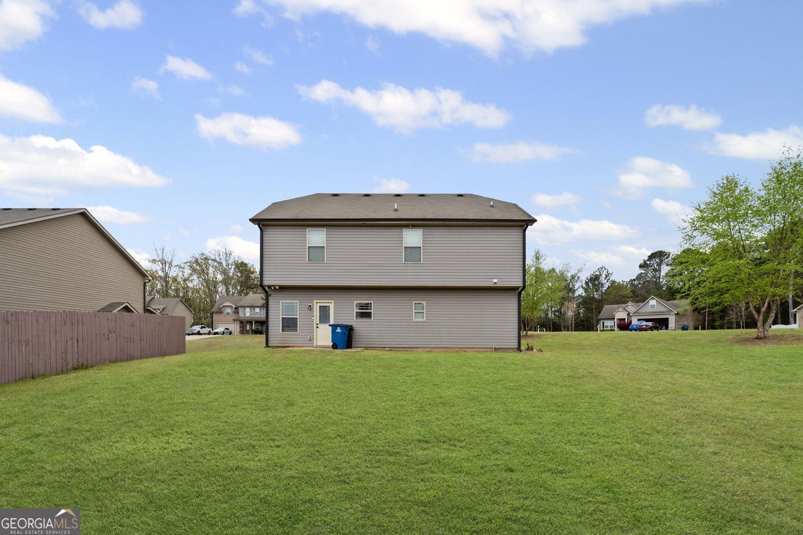 577 JONEUS Drive McDonough - 27