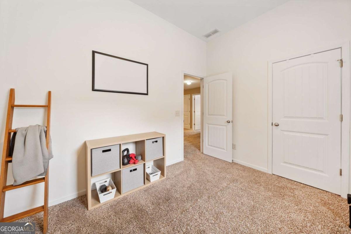 252 STONEWOOD CREEK Drive Dallas - 26
