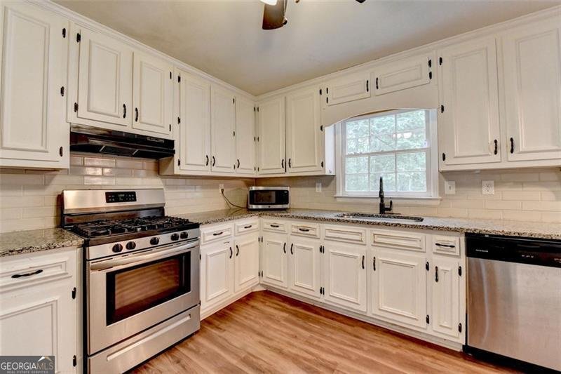 2816 HIGHLAND PARK Drive Stone Mountain - 15