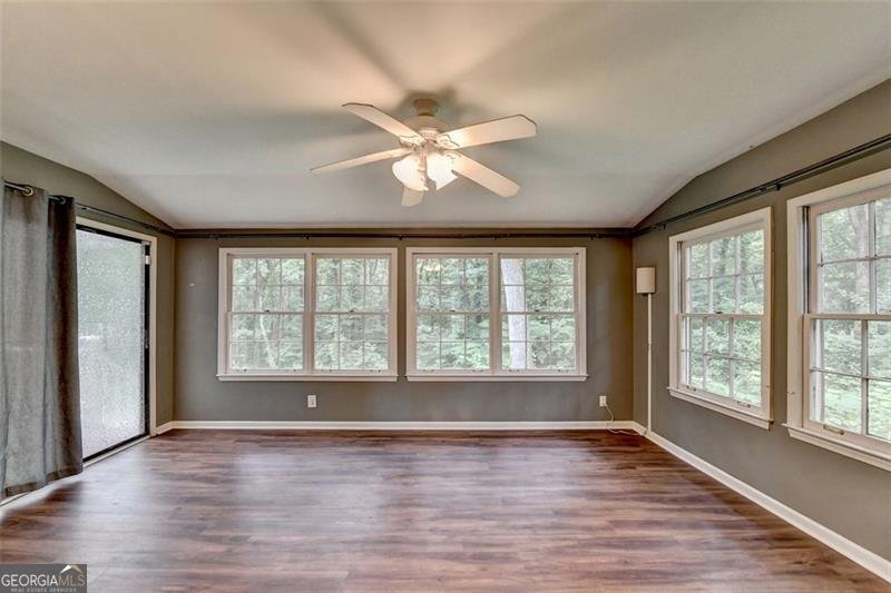 2816 HIGHLAND PARK Drive Stone Mountain - 33