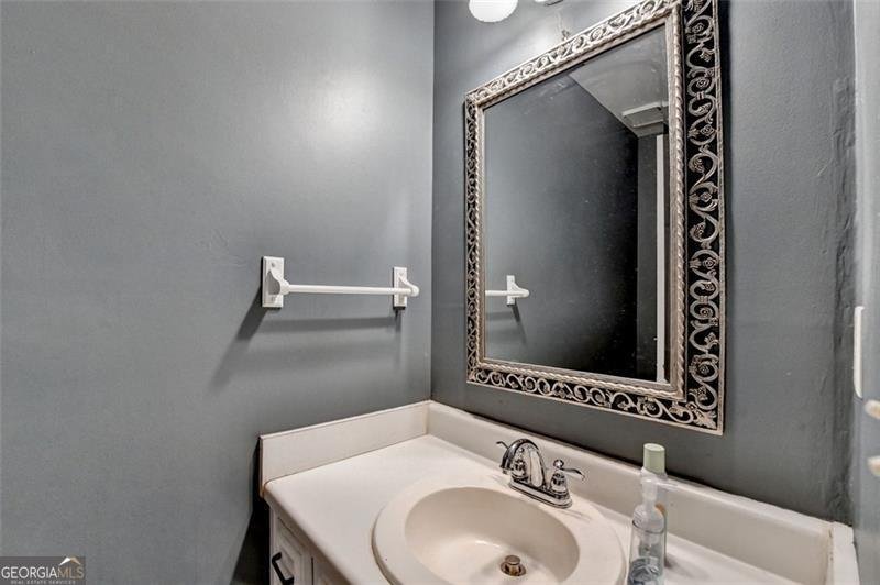 2816 HIGHLAND PARK Drive Stone Mountain - 36