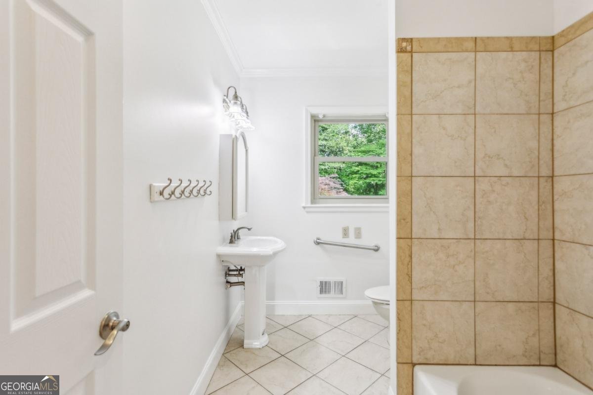 3292 Ferncliff Place Atlanta - 23