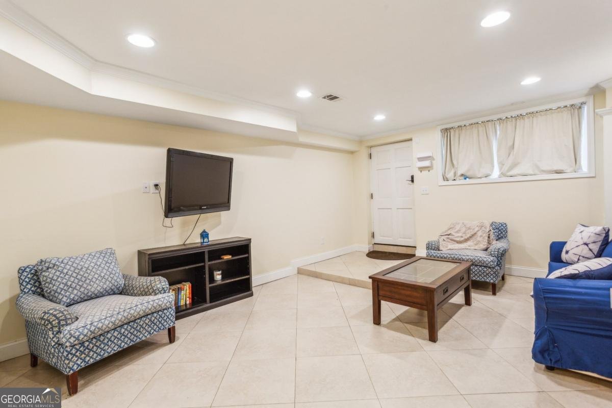 3292 Ferncliff Place Atlanta - 28
