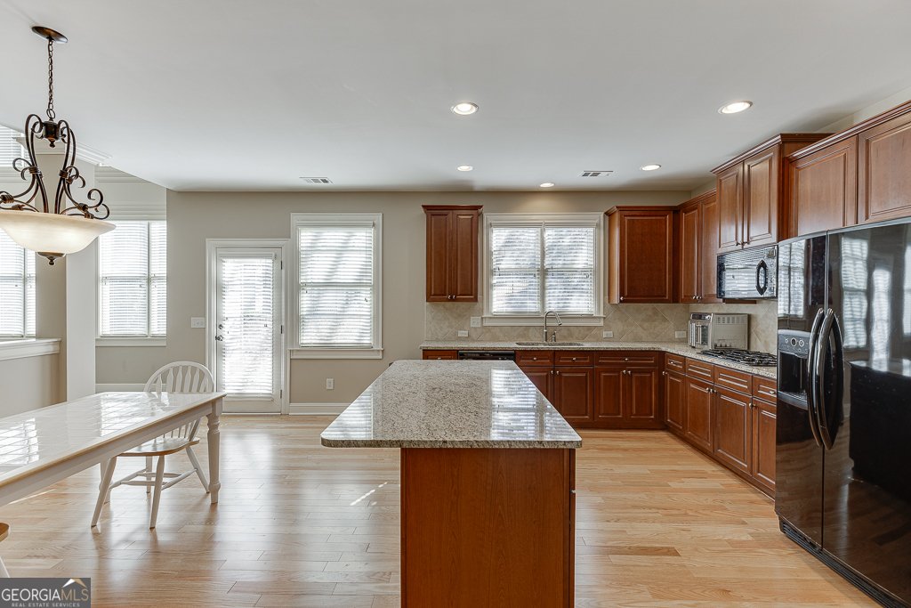 7202 Regatta Way Flowery Branch - 22