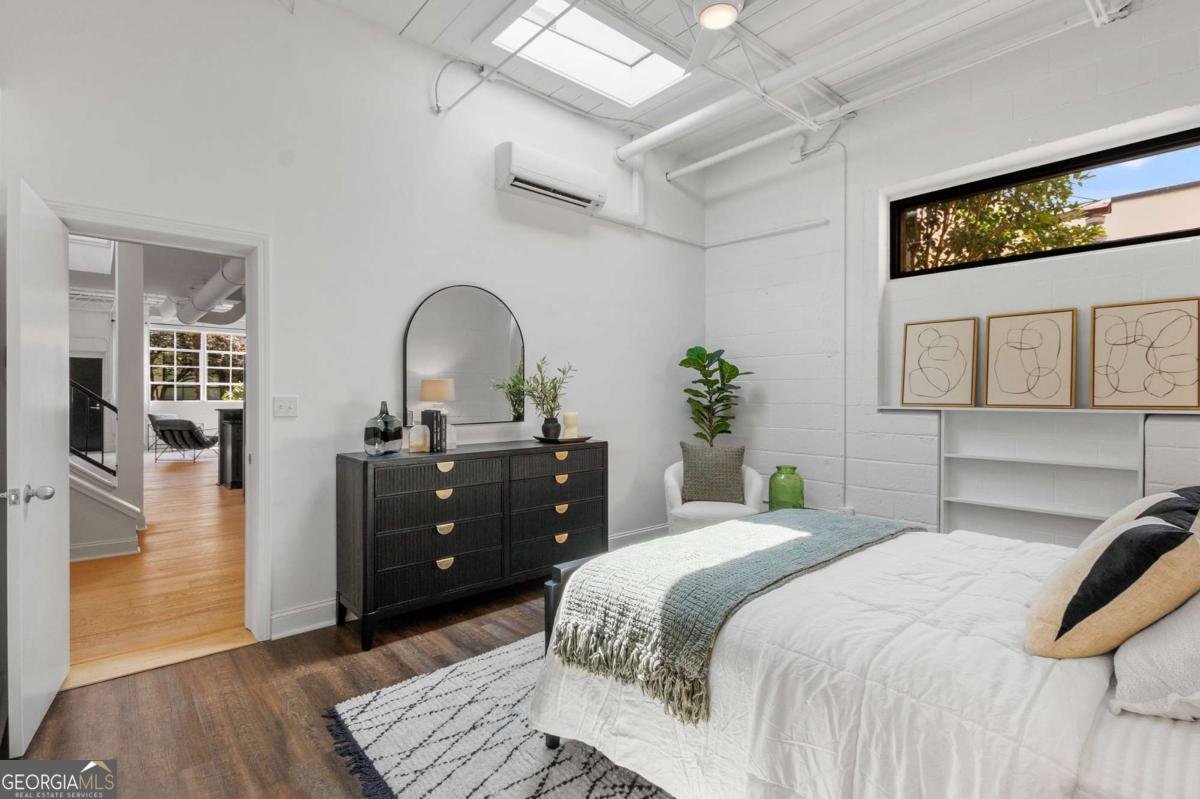 820 Dekalb Avenue Atlanta - 25