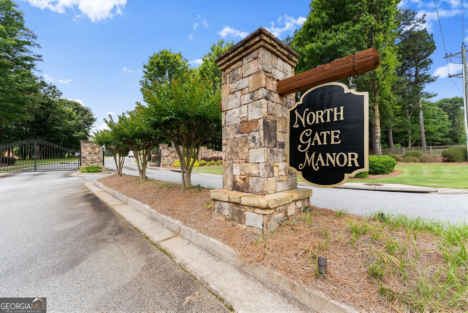4645 Manor Drive Gainesville - 8