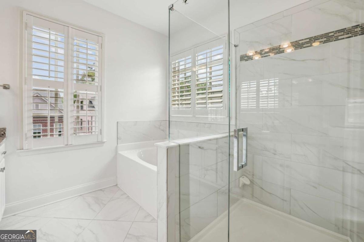 565 Rose Garden Lane Alpharetta - 22