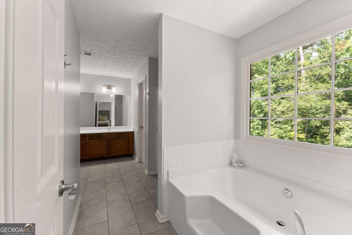 130 Timber Oak Cove Lawrenceville - 33