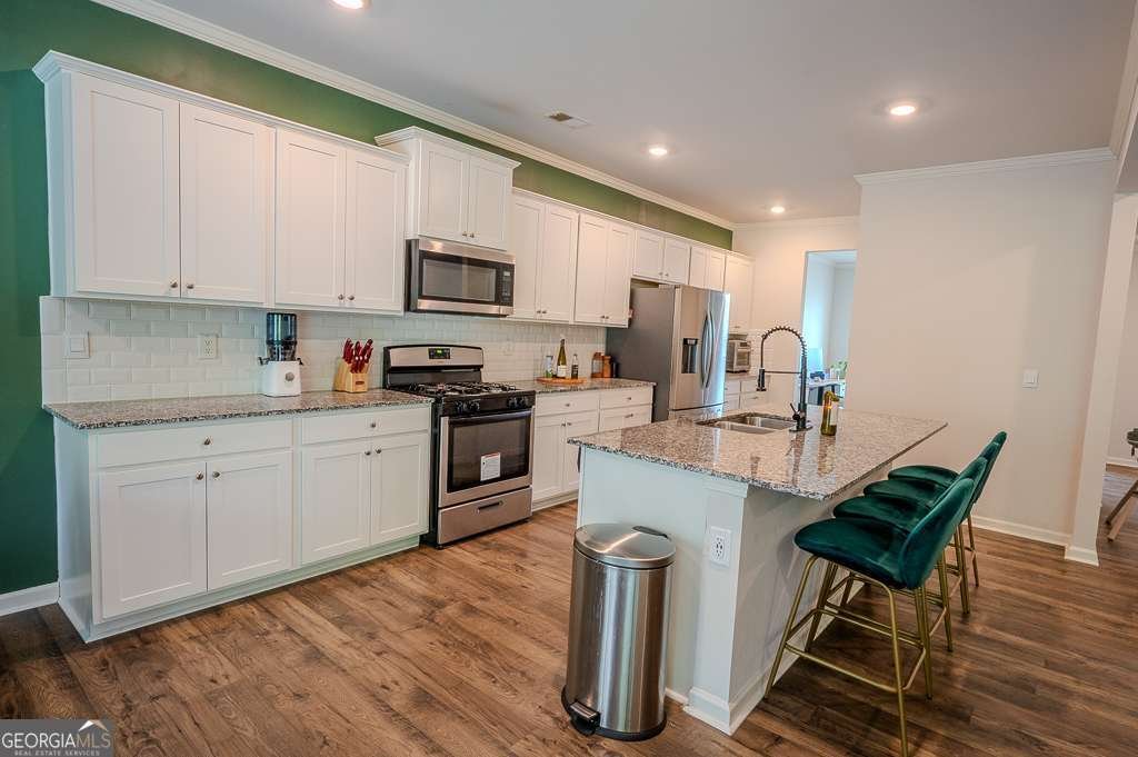 6827 Chataran Drive Lithia Springs - 9