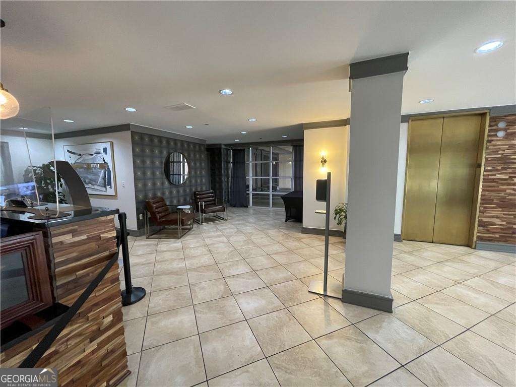 1101 Juniper Street Atlanta - 33
