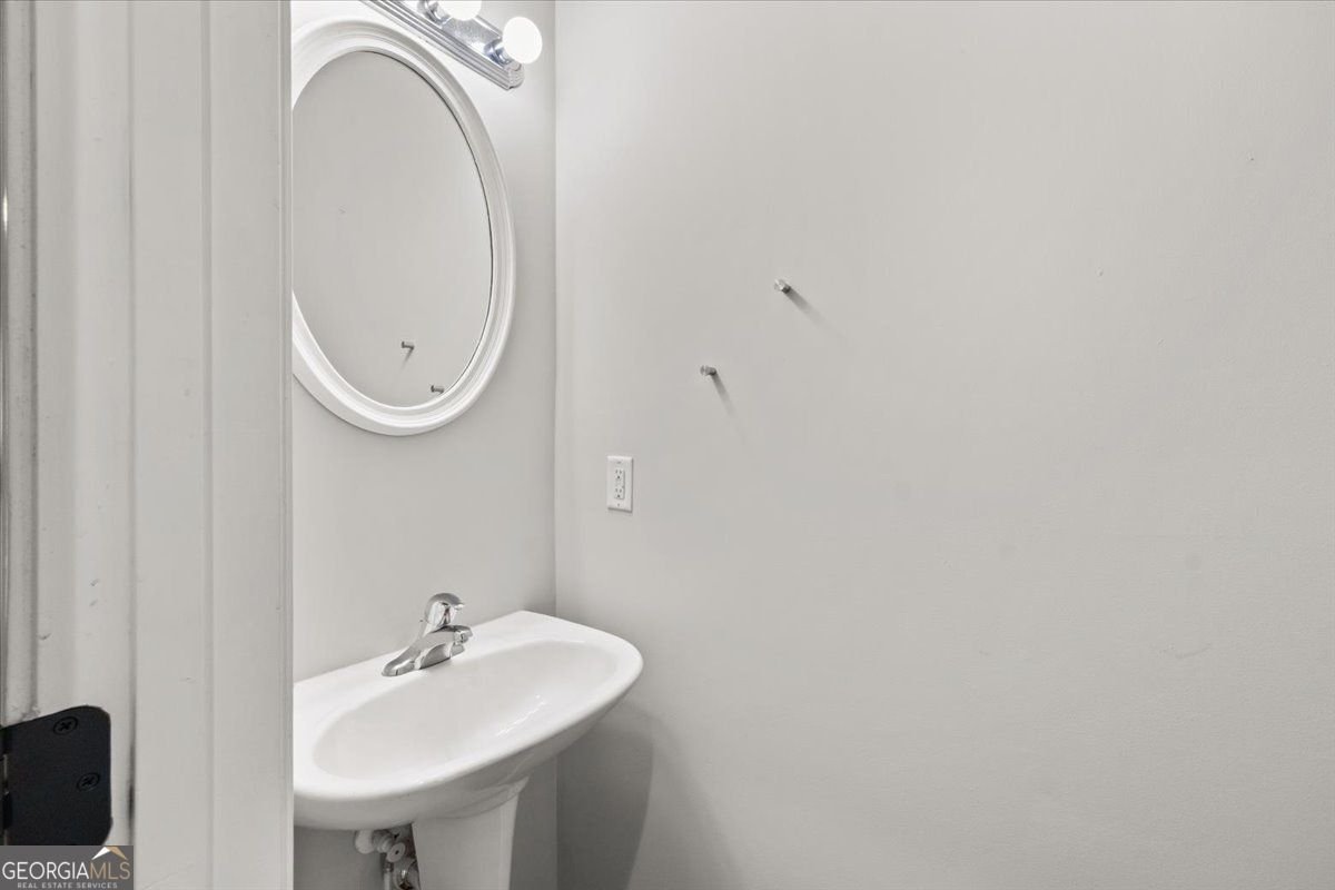 1168 LIBERTY Parkway Atlanta - 9