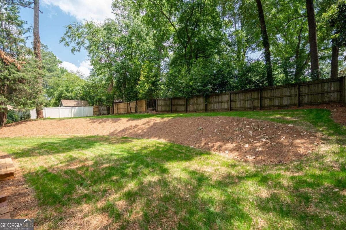 3590 LEE Street Smyrna - 36