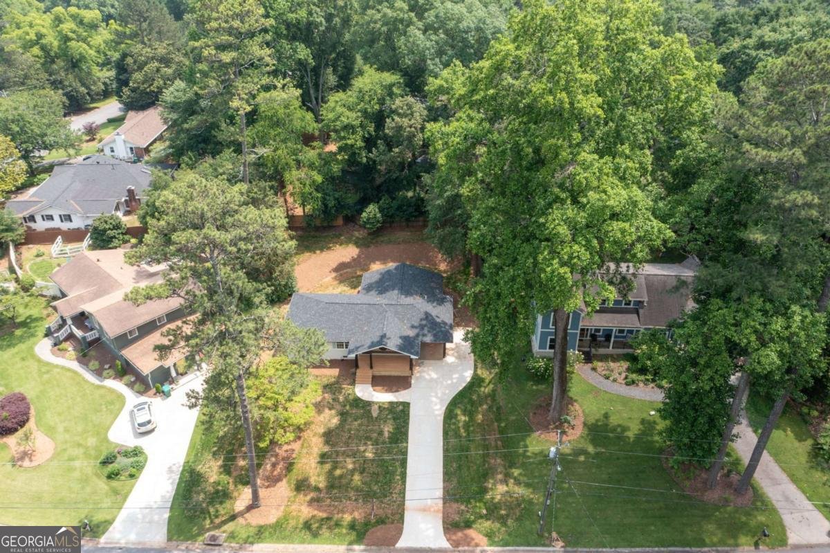 3590 LEE Street Smyrna - 44