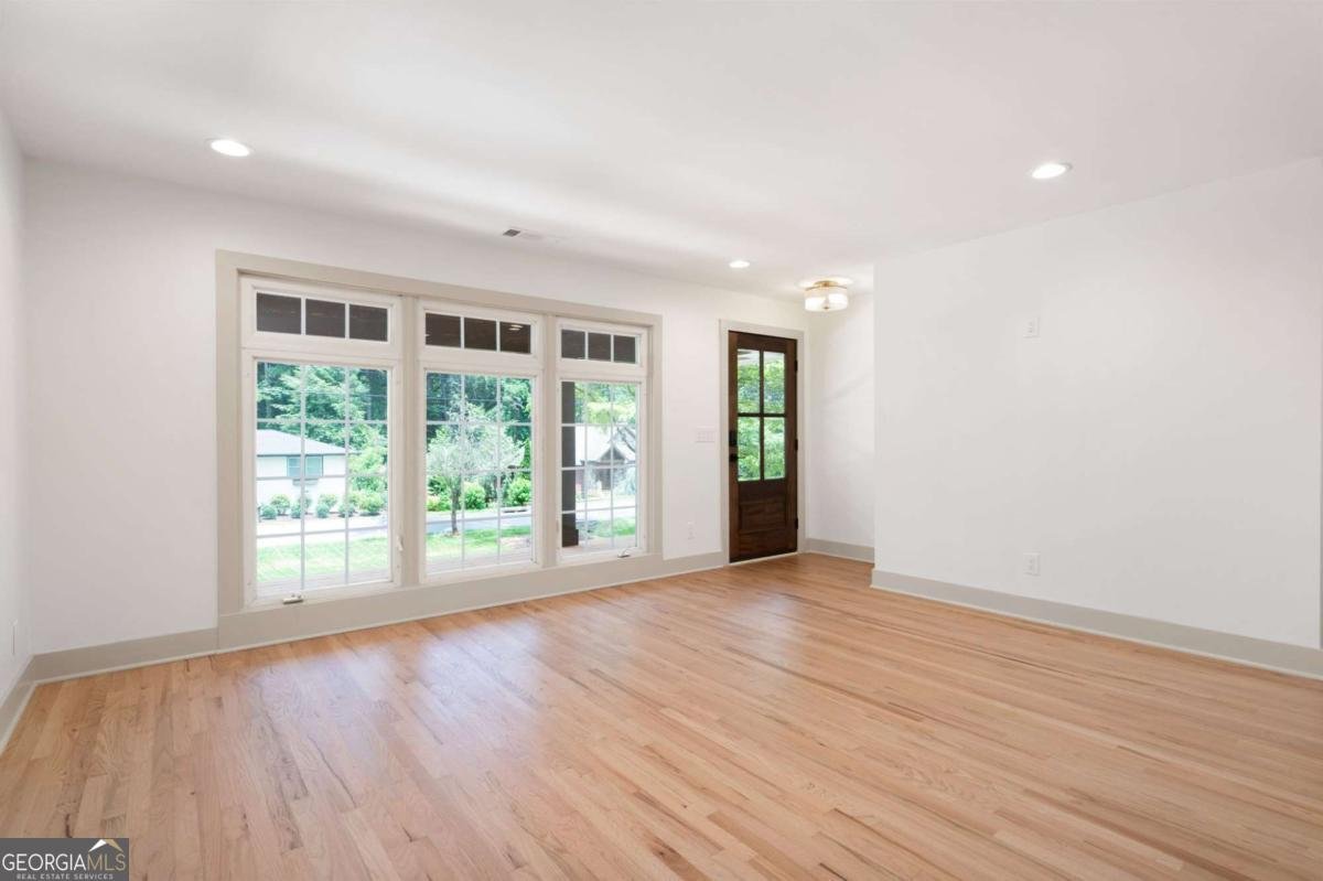 3590 LEE Street Smyrna - 8