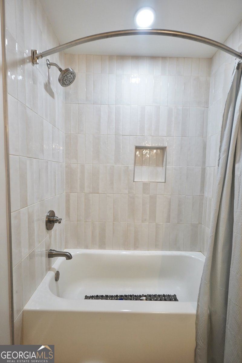 455 Saddle Bow Drive Lawrenceville - 1