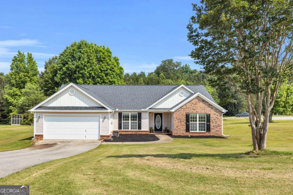301 Lane Drive Winder - 1