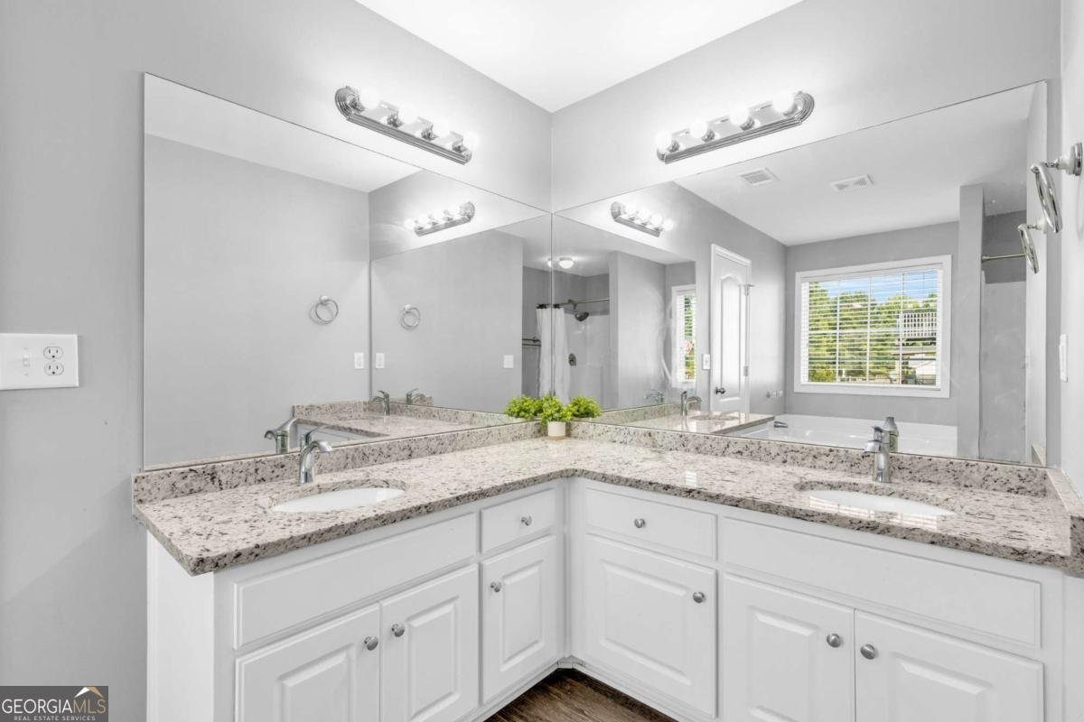301 Lane Drive Winder - 12