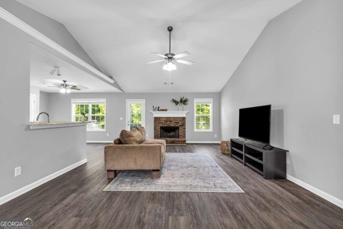 301 Lane Drive Winder - 5