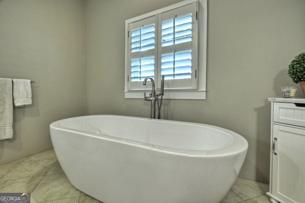 448 Riverbend Manor Blue Ridge - 38