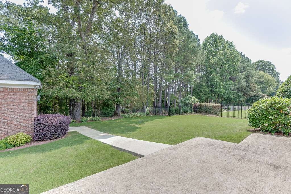 1125 Lewis Ridge Circle Lawrenceville - 37
