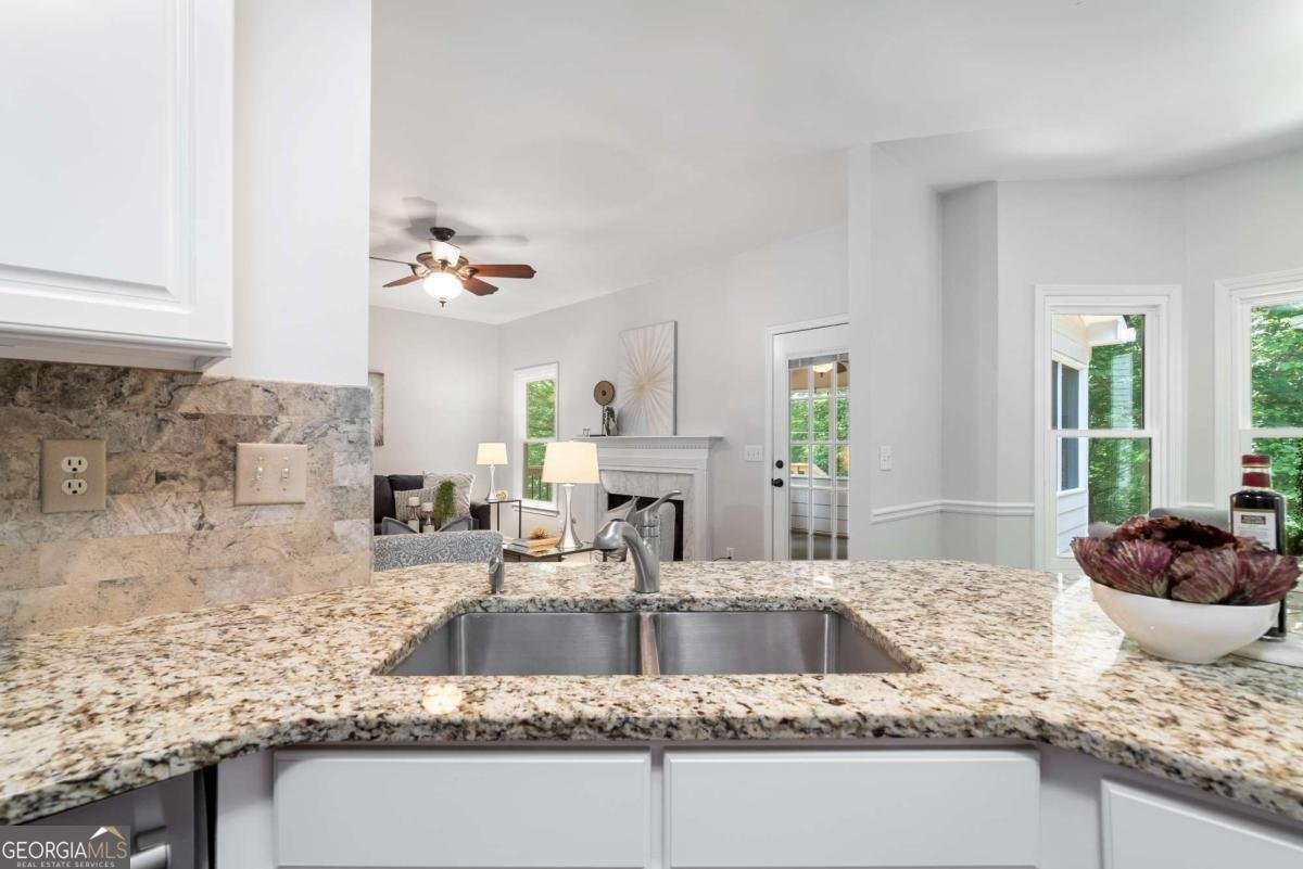 3335 Maple Terrace Drive Suwanee - 27