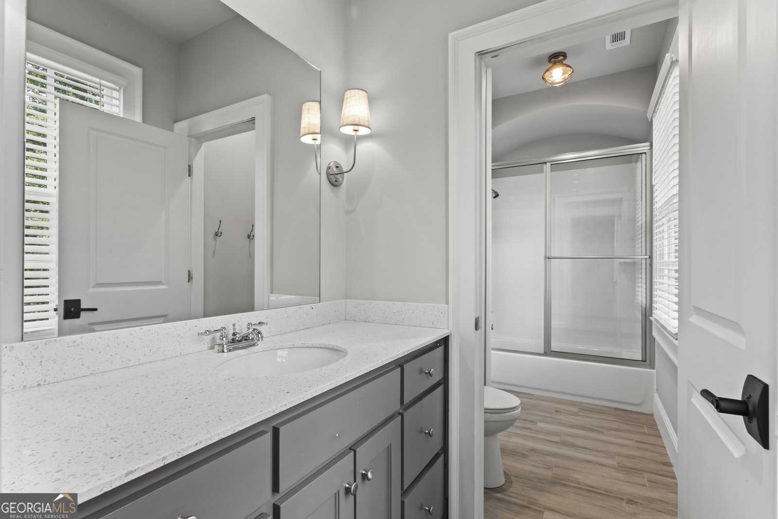 16045 Segwick Drive Milton - 74