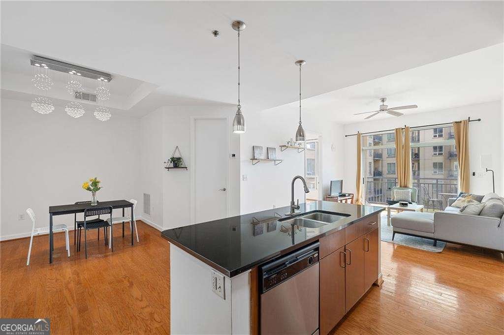 711 Cosmopolitan Drive Atlanta - 1