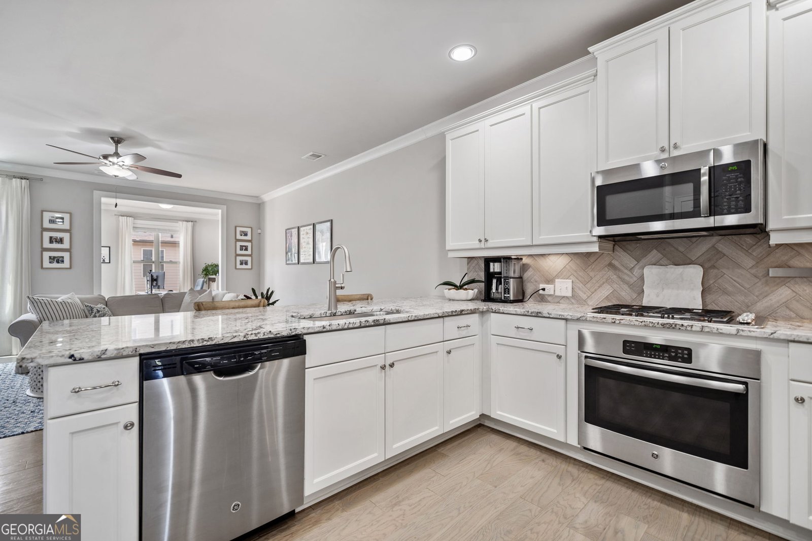 1094 Township Square Alpharetta - 12