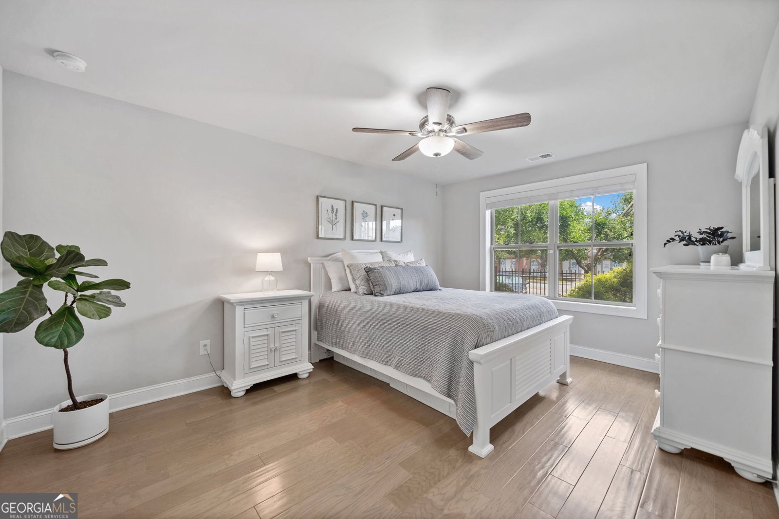 1094 Township Square Alpharetta - 23
