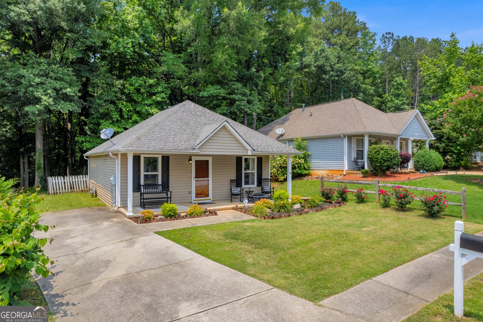 136 Glynn Addy Drive Stockbridge - 1