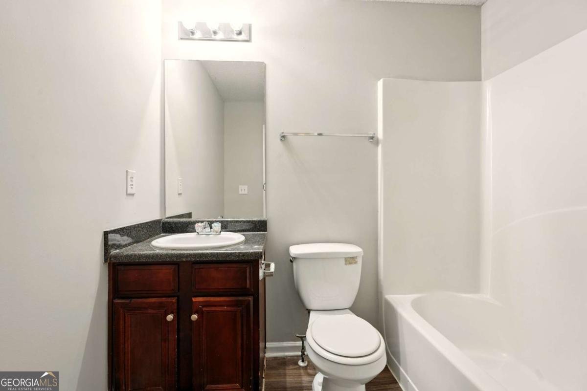 3731 Laramie Road Ellenwood - 39